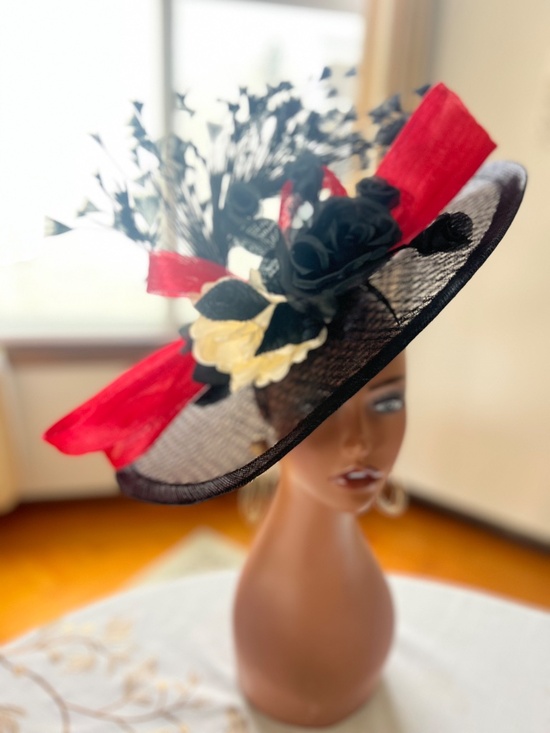 Black sinamay hat Fascinator with fire engine red abaca silk oversized bow main image 3